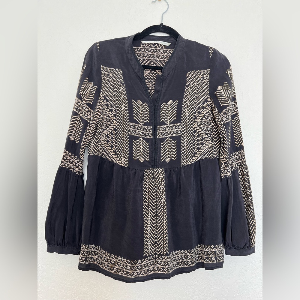 Twelfth Street by Cynthia Vincent‎ 100% Silk Embroidered Boho Peasant Blouse